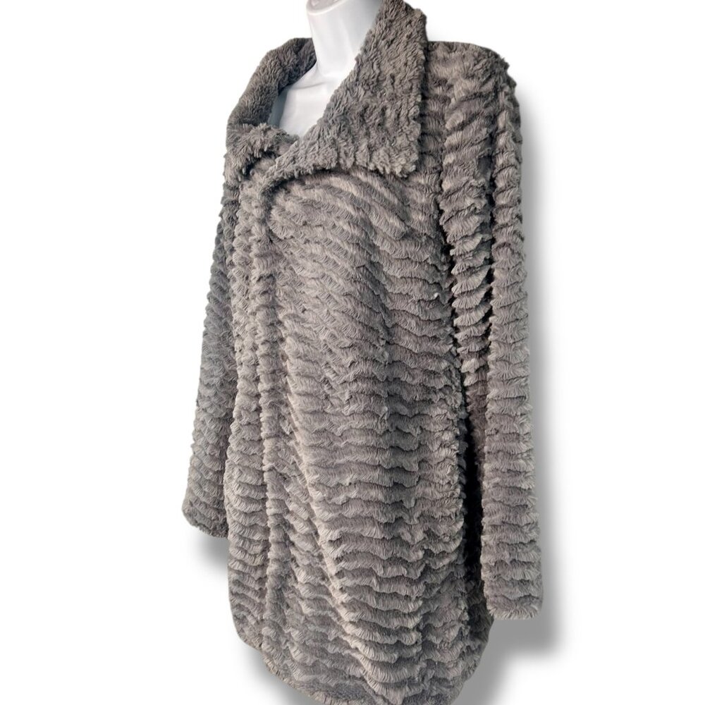 Patagonia Gray Pelage Jacket Mock Neck Faux Fur Zip Snap Boxy Lined - Picture 3 of 7